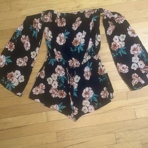 Cold shoulder Romper.